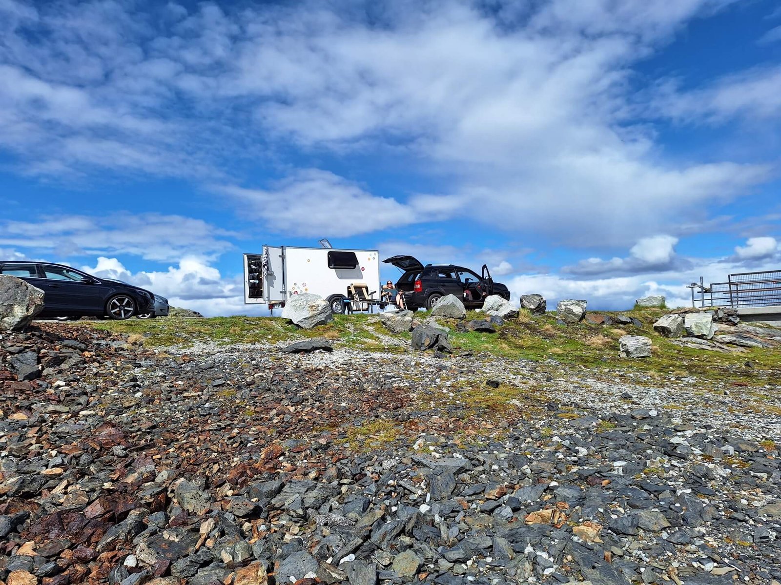 wildkamperen bij blasjo in noorwegen