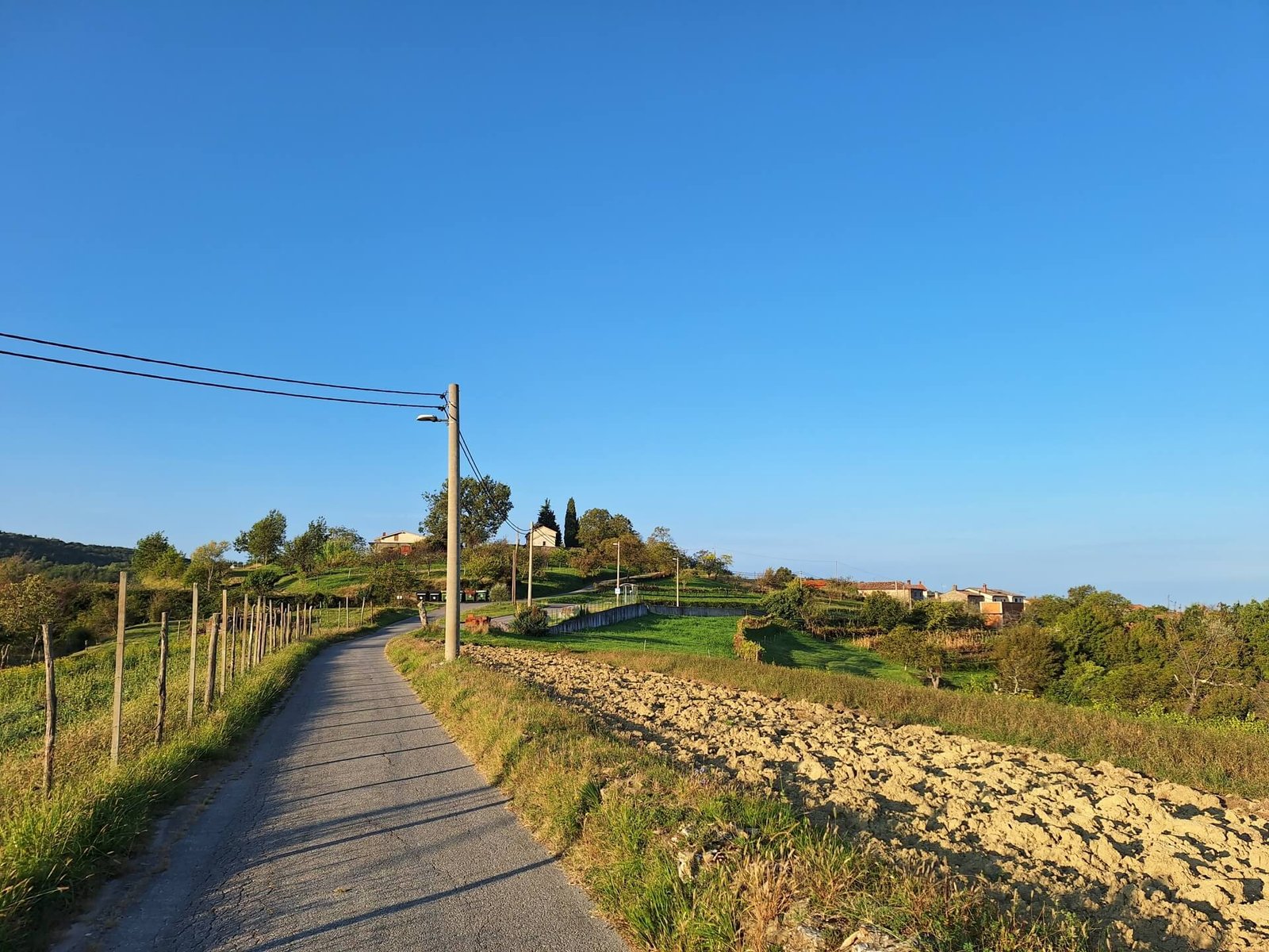 dorpje trebese platteland slovenie