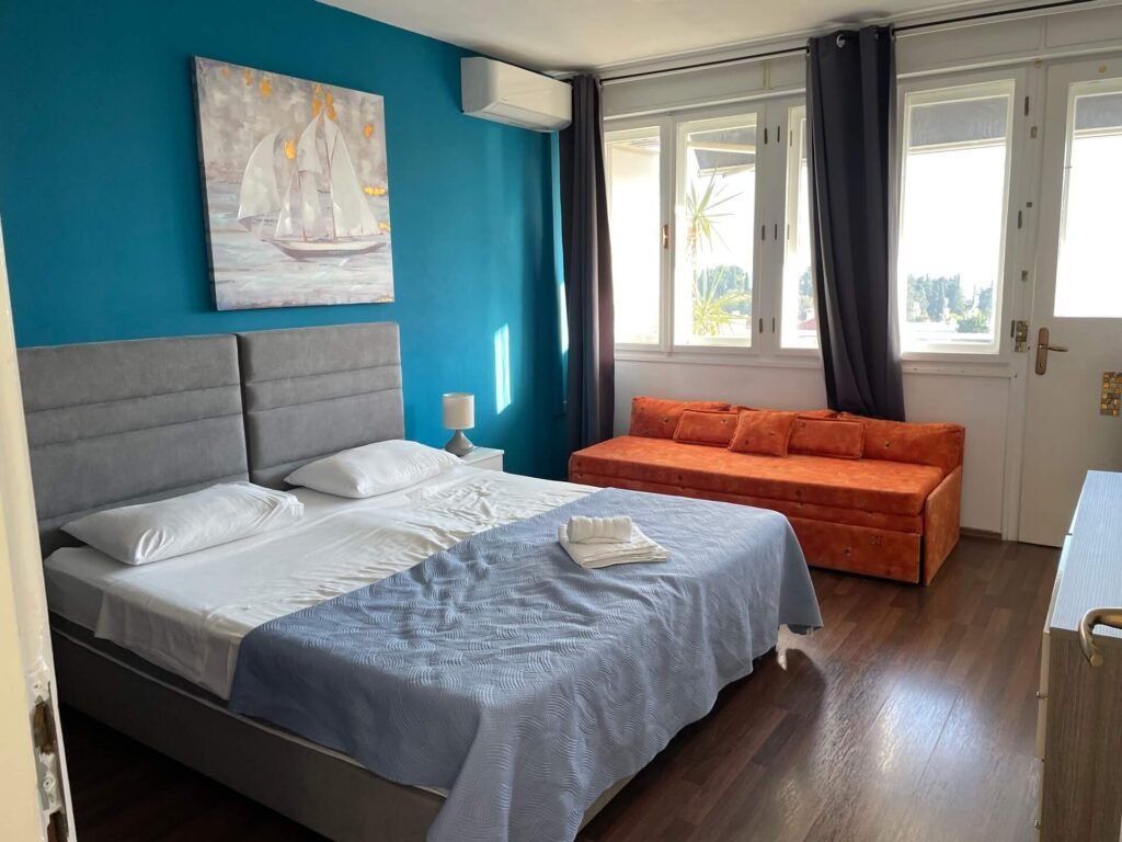 split appartement viktorija slaapkamer