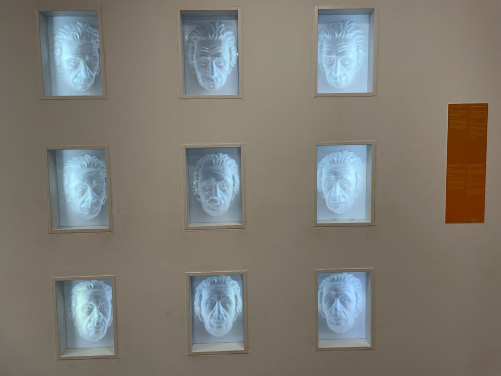 split museum illusions hol in plaats van bol