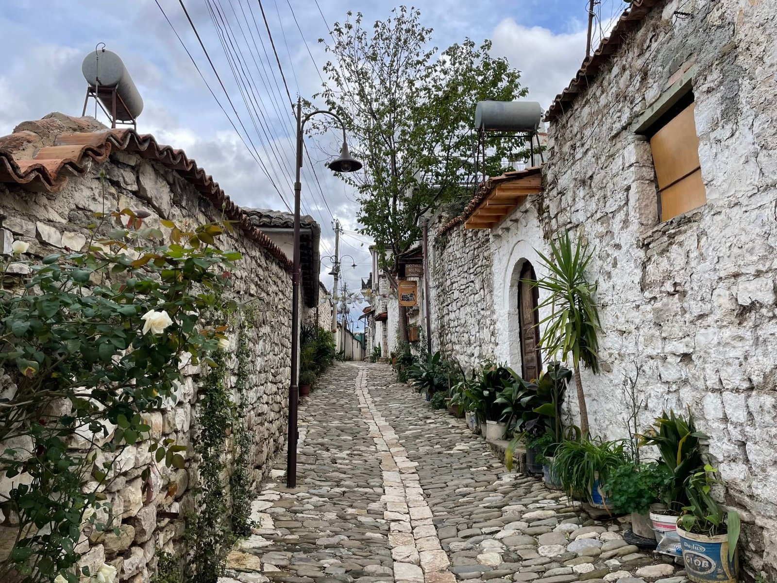 berat charmante steeg