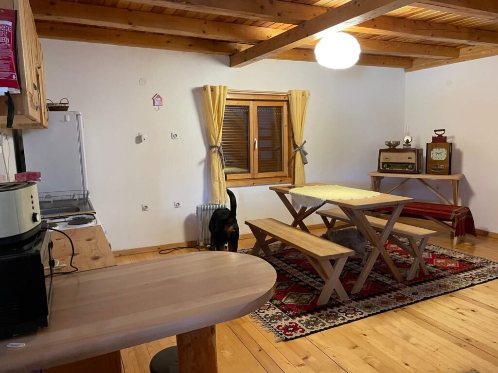 zabljak durmitors nest woonkeuken