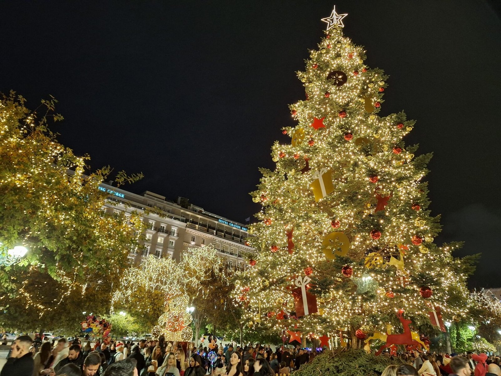 athene syntagmaplein kerstboom