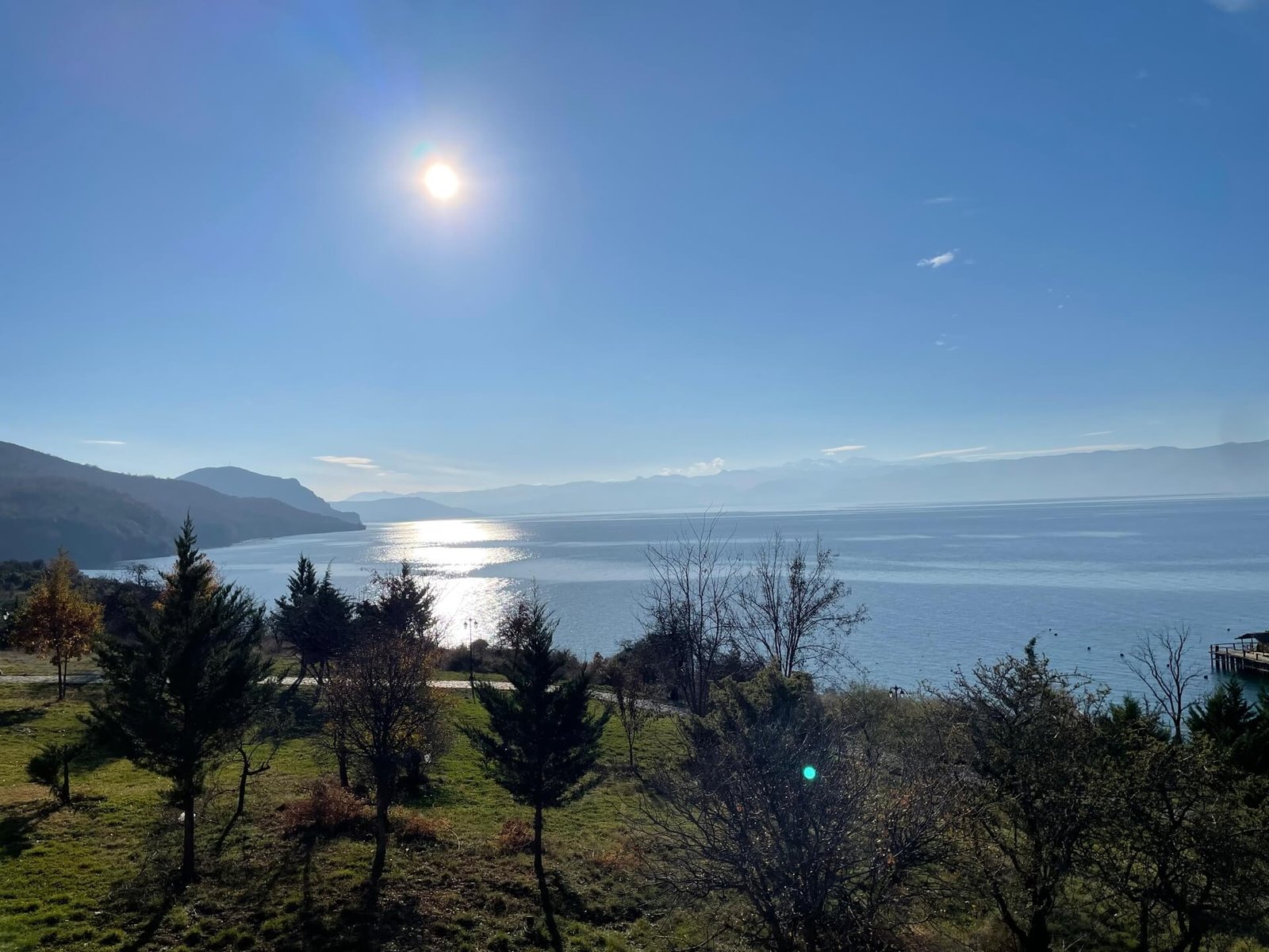 ohrid bay of bones uitzicht