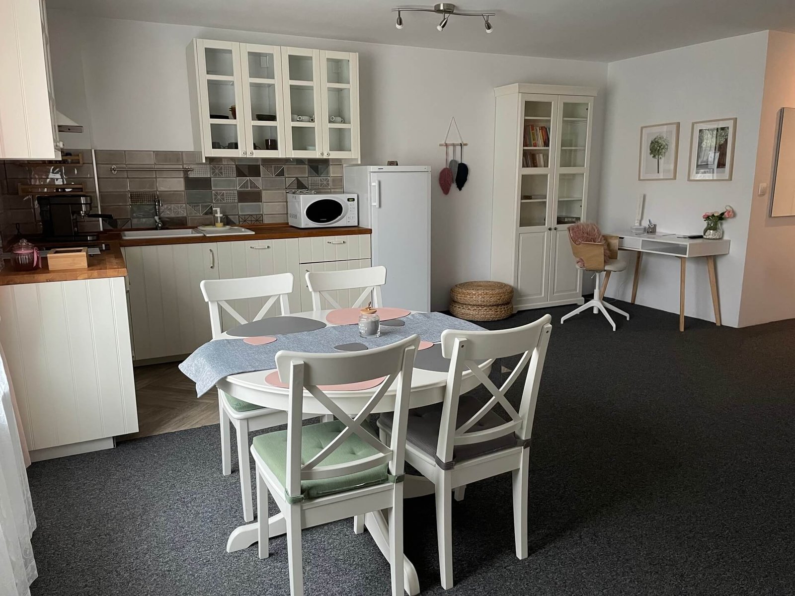 dragichevo lavender suite