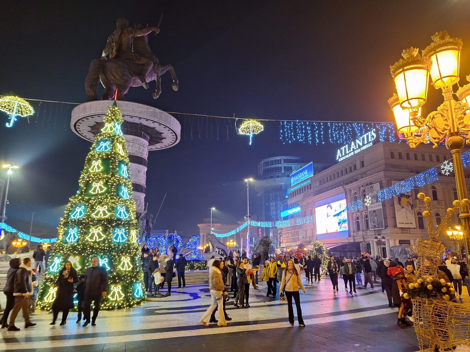 skopje centrum newyear 2024 kitty