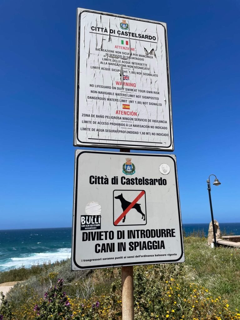 castelsardo strand honden verboden