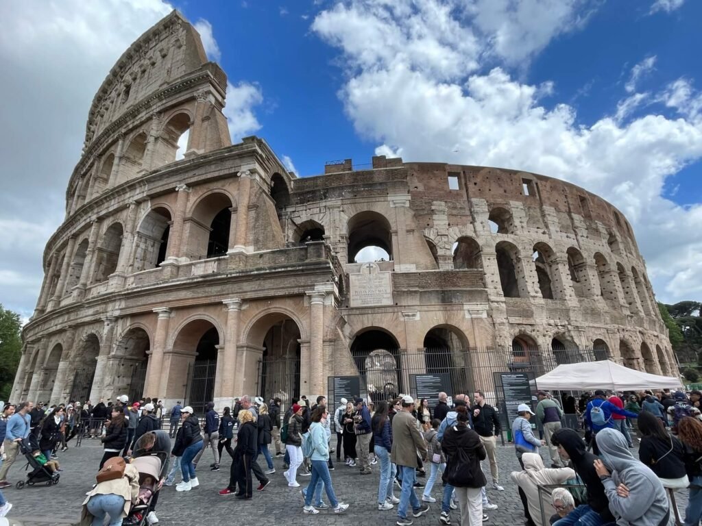 rome colosseum zijkant