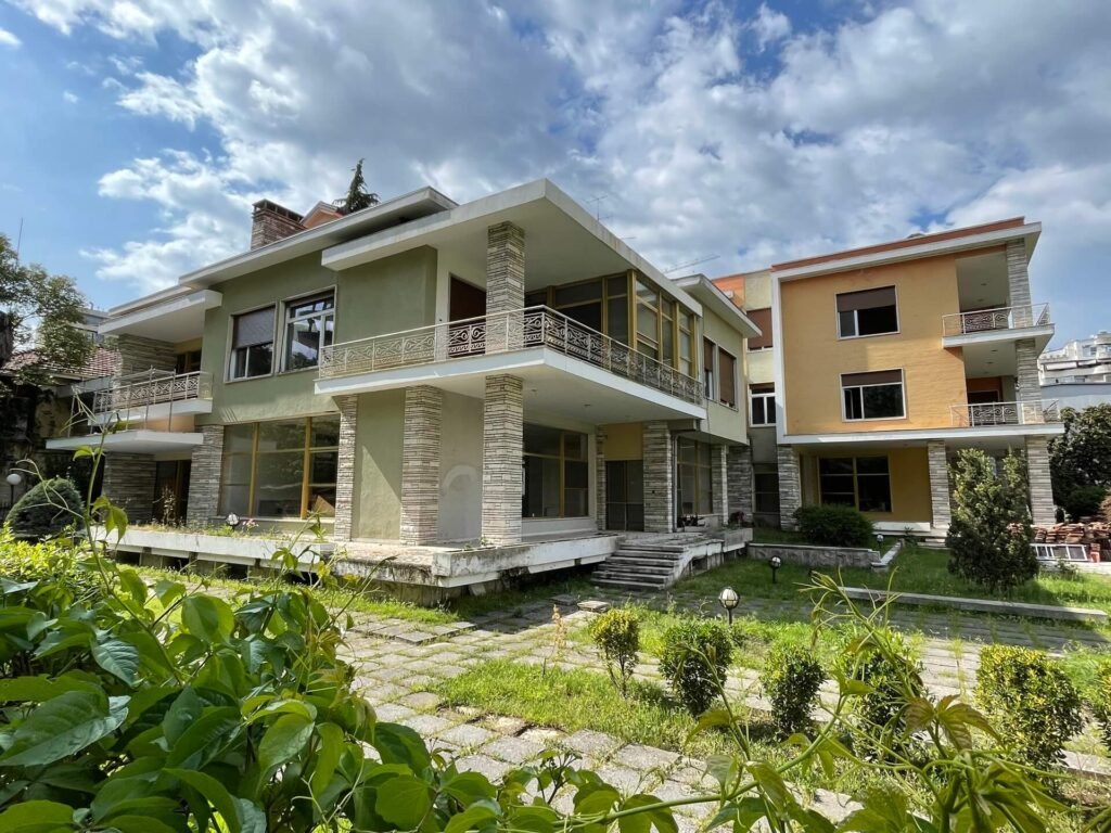 tirana enver hoxha residence