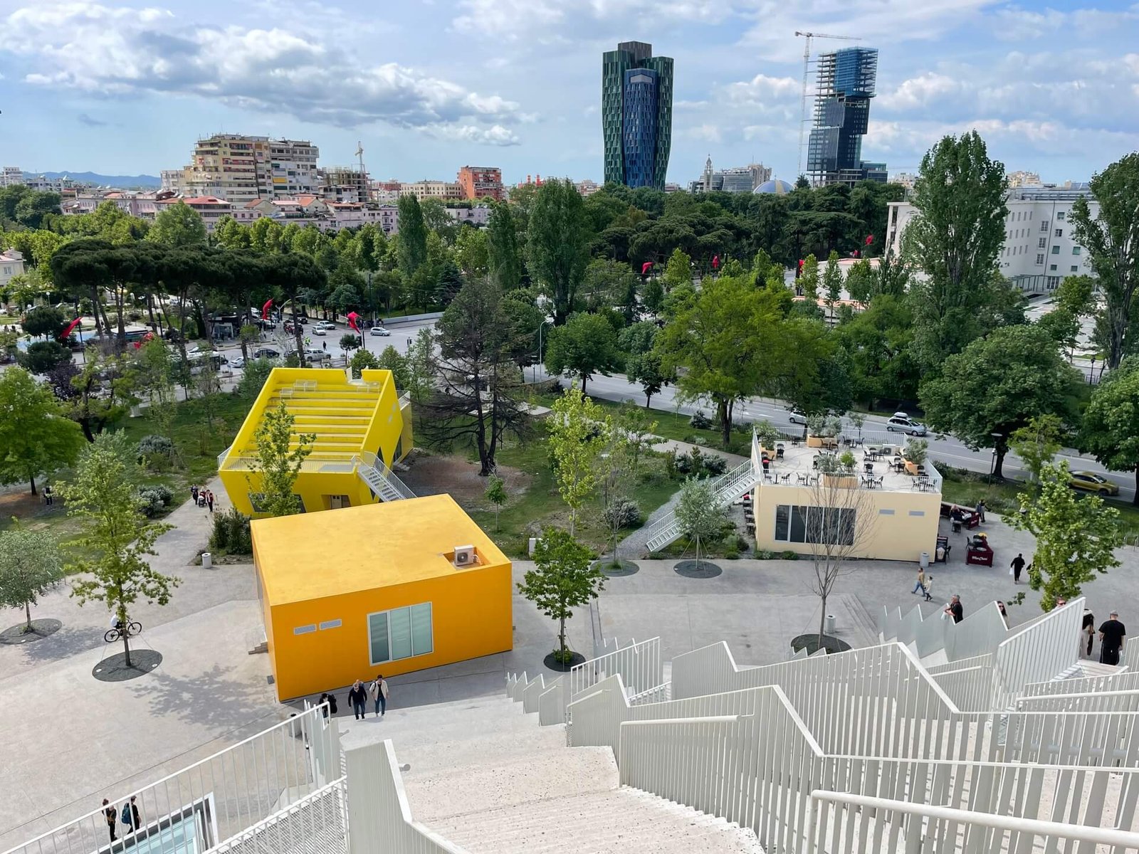 tirana piramide uitzicht